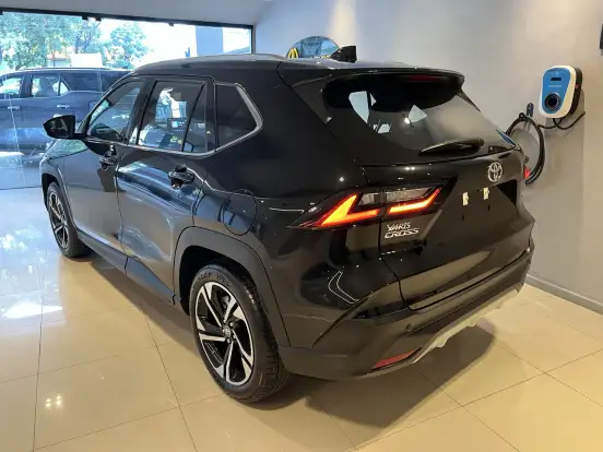 TOYOTA-YARIS CROSS-2026