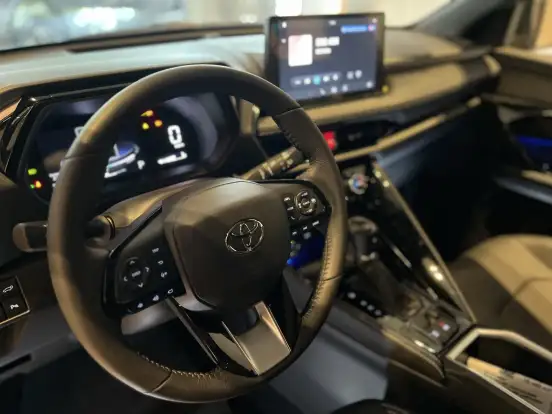 TOYOTA-YARIS CROSS-2026