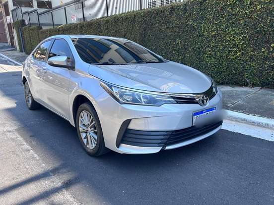 TOYOTA-COROLLA-2017