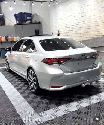 TOYOTA-COROLLA-2024