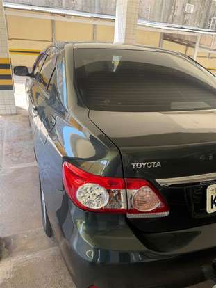 TOYOTA-COROLLA-2013