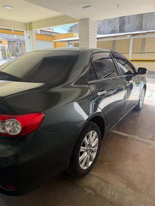 TOYOTA-COROLLA-2013