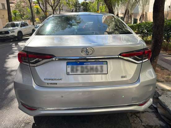 TOYOTA-COROLLA-2020