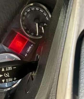 TOYOTA-COROLLA-2015