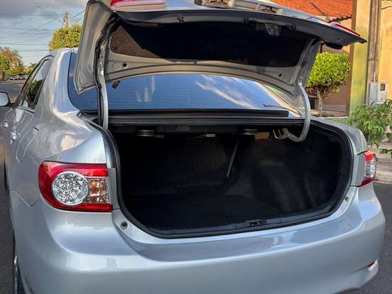 TOYOTA-COROLLA-2.0 XEI 16V FLEX 4P AUTOMÁTICO TOYOTA-COROLLA-2013