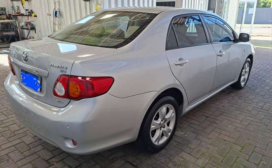 TOYOTA-COROLLA-2010