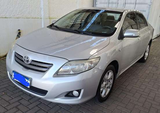 TOYOTA-COROLLA-2010