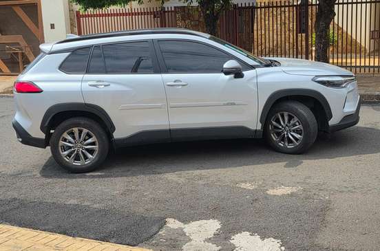 TOYOTA-COROLLA CROSS-2025