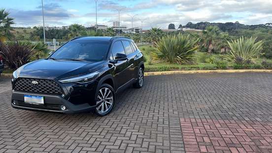 TOYOTA-COROLLA CROSS-2023