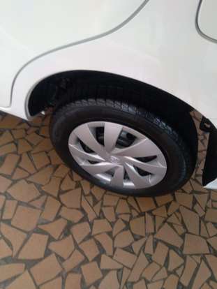 TOYOTA-ETIOS-2019