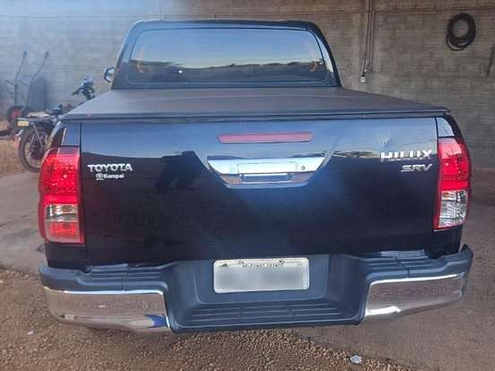 TOYOTA-HILUX-2.7 SRV 4X2 CD 16V FLEX 4P AUTOMÁTICO TOYOTA-HILUX-2017
