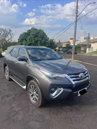 TOYOTA-HILUX SW4-2018