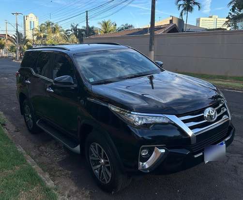 TOYOTA-HILUX SW4-2018