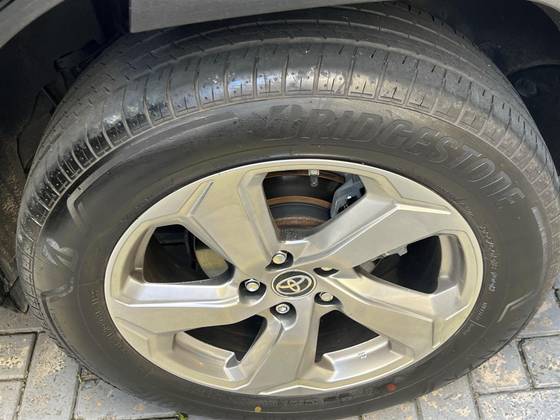 TOYOTA RAV4 2.5 VVT-IE HYBRID SX AWD CVT