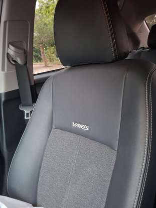 TOYOTA-YARIS-2023