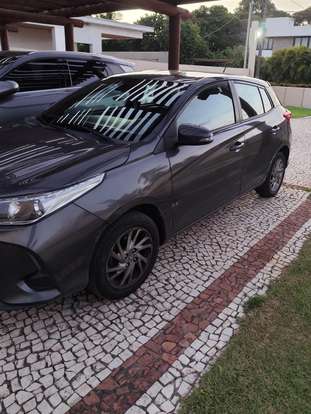 TOYOTA-YARIS-2022