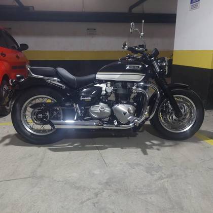 TRIUMPH BONNEVILLE SPEEDMASTER 