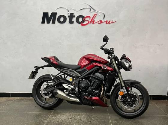 TRIUMPH STREET TRIPLE 765 RS 