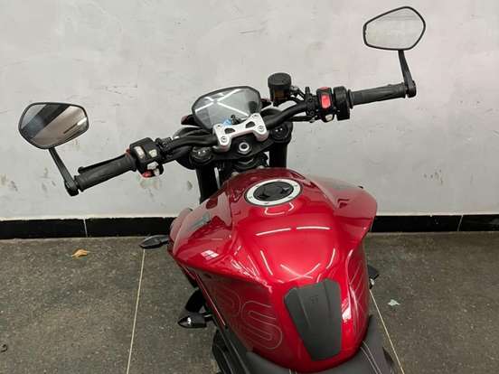 TRIUMPH-STREET TRIPLE 765 RS TRIUMPH-STREET TRIPLE 765 RS-2023
