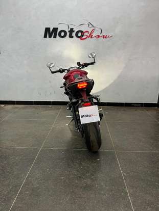 TRIUMPH-STREET TRIPLE 765 RS-2023