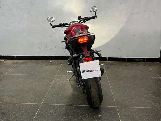 TRIUMPH-STREET TRIPLE 765 RS TRIUMPH-STREET TRIPLE 765 RS-2023