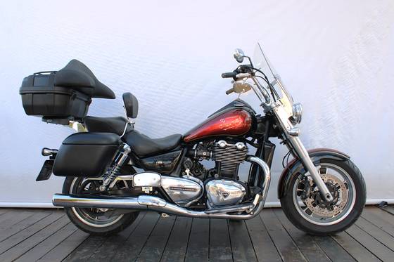 TRIUMPH THUNDERBIRD COMMANDER ABS 