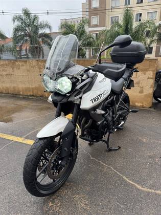 TRIUMPH TIGER 800 XRX 