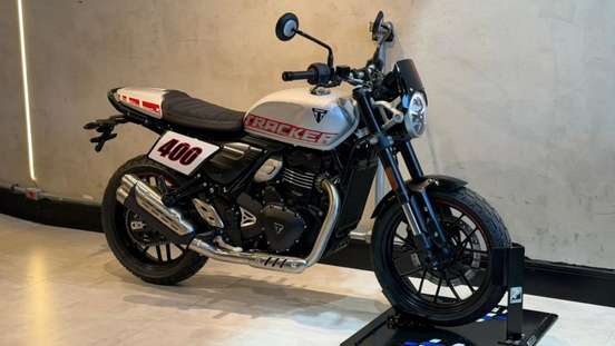 TRIUMPH-TRACKER 400-2026