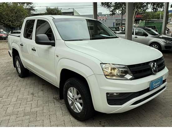 VOLKSWAGEN-AMAROK-2018