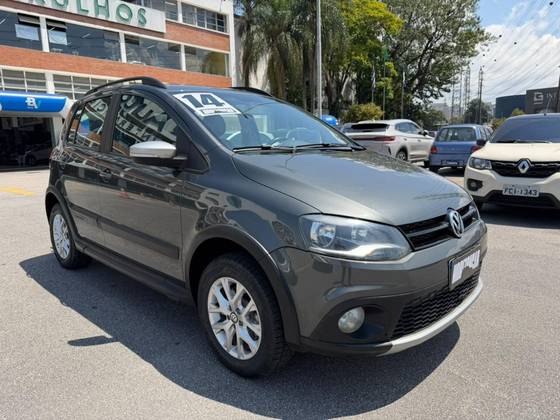 VOLKSWAGEN CROSSFOX 1.6 MI FLEX 8V 4P MANUAL