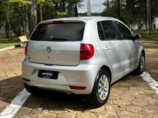 VOLKSWAGEN-FOX-1.0 MI 8V FLEX 4P MANUAL VOLKSWAGEN-FOX-2013