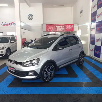 VOLKSWAGEN-FOX-2018