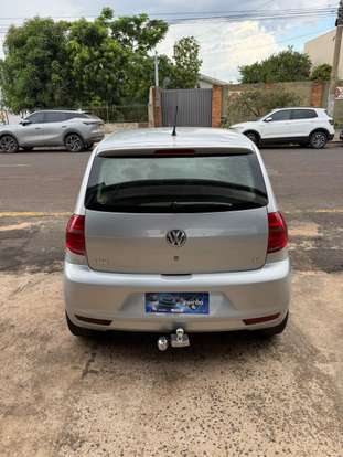 VOLKSWAGEN-FOX-2012
