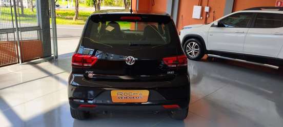 VOLKSWAGEN-FOX-2015