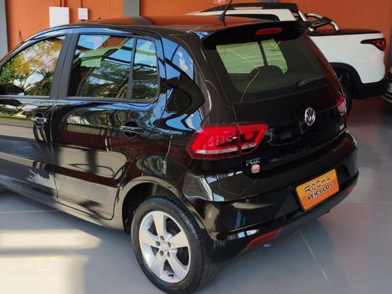 VOLKSWAGEN-FOX-1.6 MI ROCK IN RIO 8V FLEX 4P MANUAL VOLKSWAGEN-FOX-2015