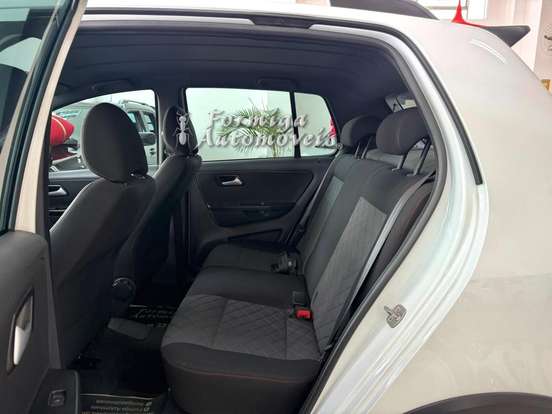 VOLKSWAGEN-FOX-1.6 MSI TOTAL FLEX XTREME 4P MANUAL VOLKSWAGEN-FOX-2018