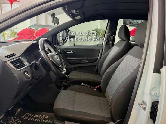 VOLKSWAGEN-FOX-1.6 MSI TOTAL FLEX XTREME 4P MANUAL VOLKSWAGEN-FOX-2018