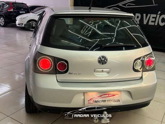 VOLKSWAGEN-GOLF-2012