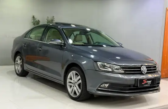 VOLKSWAGEN-JETTA-2.0 TSI HIGHLINE 211CV GASOLINA 4P TIPTRONIC VOLKSWAGEN-JETTA-2015