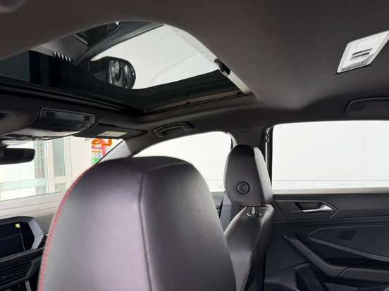 VOLKSWAGEN-JETTA-2.0 350 TSI GASOLINA GLI DSG VOLKSWAGEN-JETTA-2023