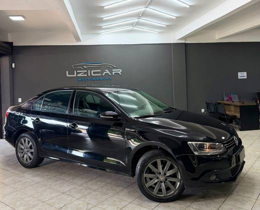 VOLKSWAGEN JETTA 2.0 COMFORTLINE FLEX 4P TIPTRONIC