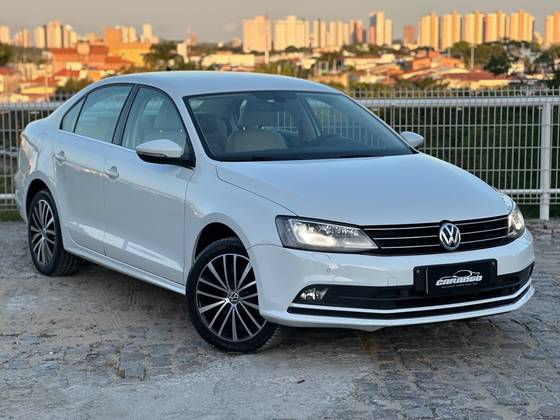 VOLKSWAGEN JETTA 2.0 TSI HIGHLINE 211CV GASOLINA 4P TIPTRONIC