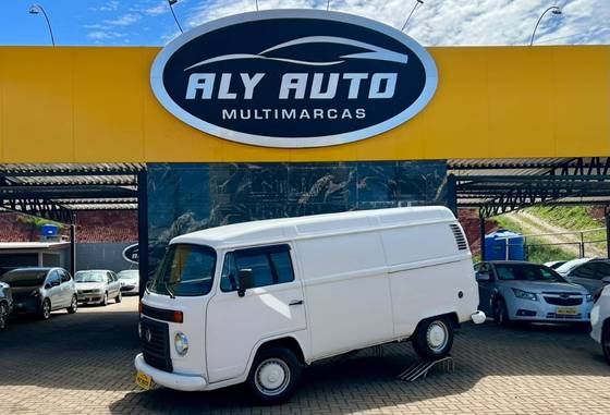 VOLKSWAGEN KOMBI 1.4 MI FURGÃO 8V FLEX 3P MANUAL