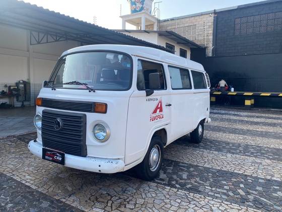 VOLKSWAGEN KOMBI 1.4 MI STD LOTAÇÃO 8V FLEX 3P MANUAL