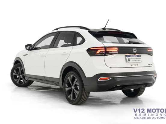 VOLKSWAGEN-NIVUS-1.0 200 TSI TOTAL FLEX HIGHLINE AUTOMÁTICO VOLKSWAGEN-NIVUS-2023