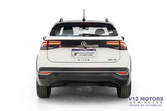 VOLKSWAGEN-NIVUS-1.0 200 TSI TOTAL FLEX HIGHLINE AUTOMÁTICO VOLKSWAGEN-NIVUS-2023