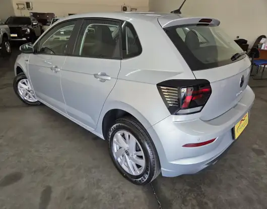 VOLKSWAGEN-POLO-2024