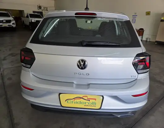 VOLKSWAGEN-POLO-2024