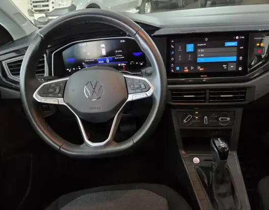 VOLKSWAGEN-POLO-2024
