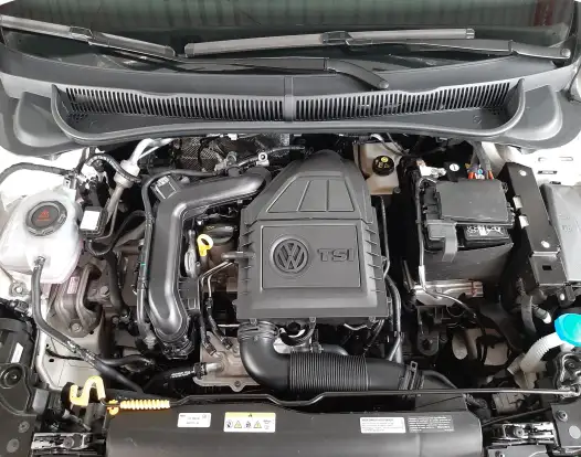 VOLKSWAGEN-POLO-2025